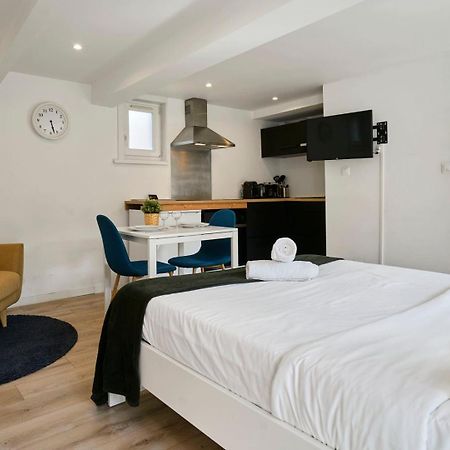 Lille Hypercentre Gares - Small Suite Extérieur photo