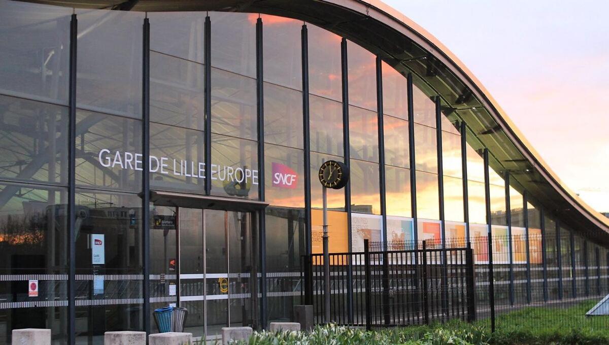 Lille Hypercentre Gares - Small Suite Extérieur photo