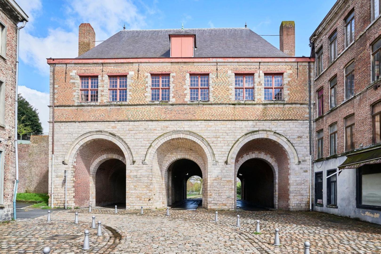 Lille Hypercentre Gares - Small Suite Extérieur photo